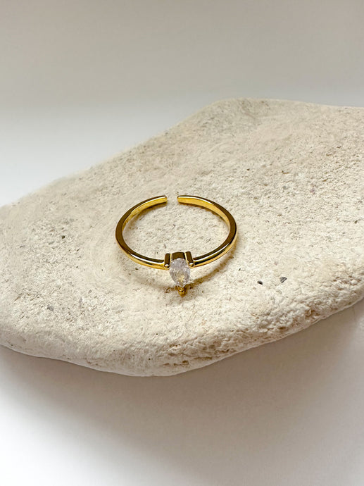Levina Ring - Growing Fond