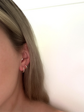 Load image into Gallery viewer, Ines Earrings - 7mm Gold - Growing Fond